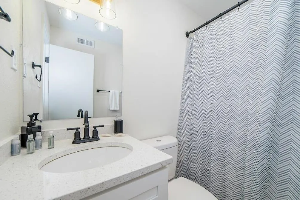 Sojourn'S Harborage - Pet-Friendly Apartment North Camellia Acres 0*,